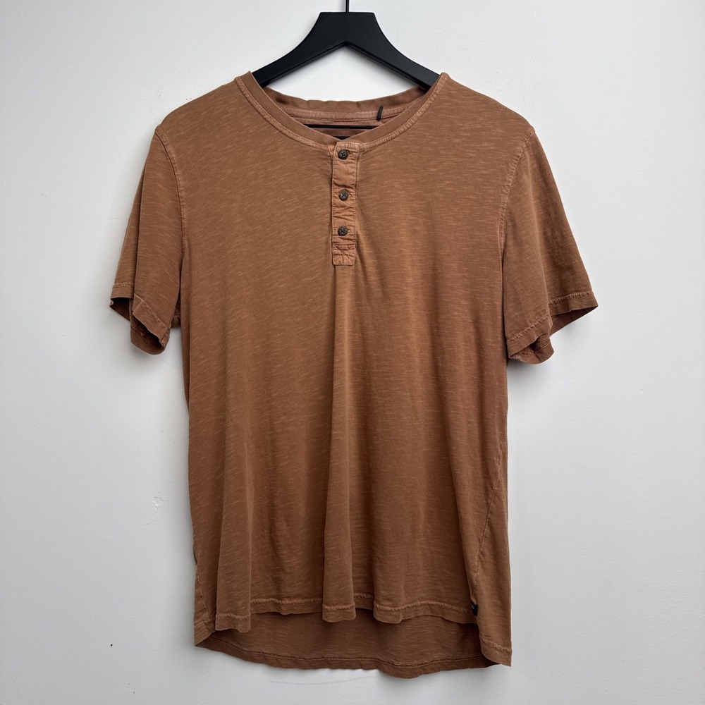 Toad & Co Henley Shirt M Orange Rust Short Sleeve Cotton Casual Hem Mens
